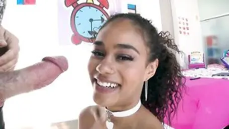 Scandalous Fun With Scarlit