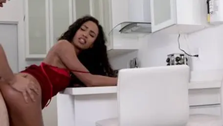 Ebony Beauty Demi Sutra Banged Before Stepbro Jizz Spray