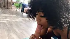 Tidying The MILF's Pussy