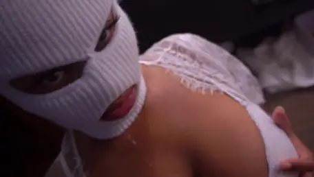 Bubble Butt Model Fucked With Panties To The Side